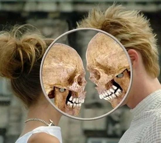 ”男的女的？？好看不好看？都是幻相而已！！