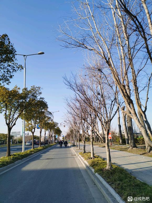 ”戒色第16天,因为她而难过