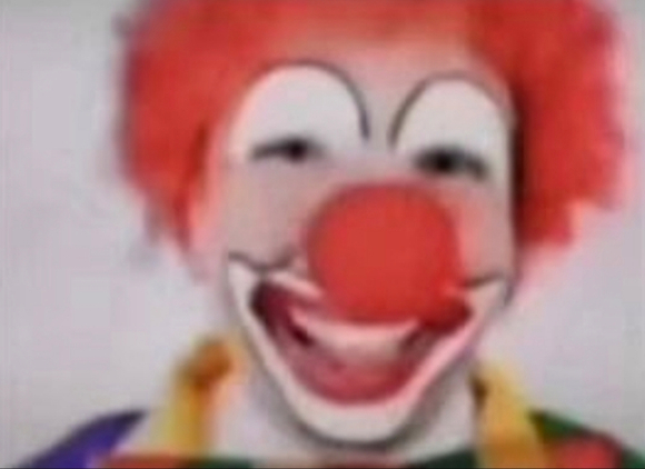 ”我家父母离异我刚吃完药现在在看美女我母亲在外打工你说我是不是