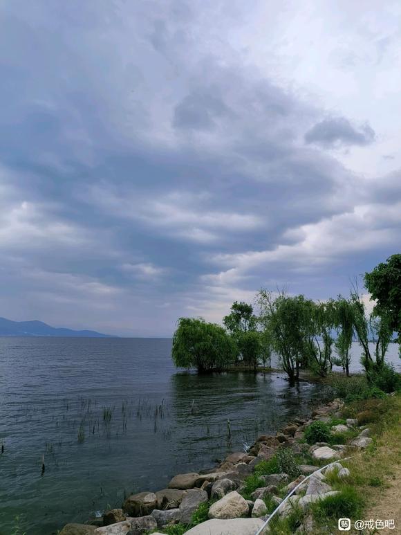 ”戒色49天快了，目前没有遗精记得上次在五十天左右出现了遗精