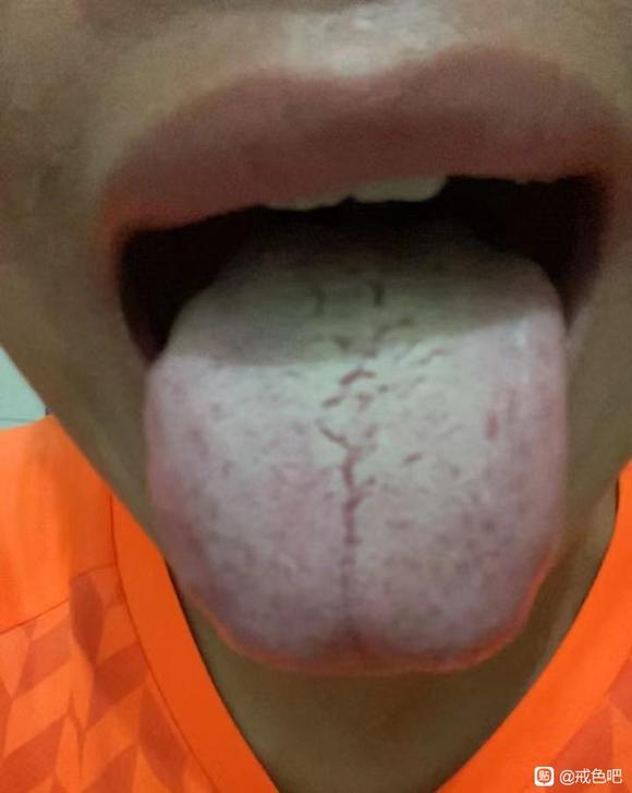 ”家人们帮忙看一下