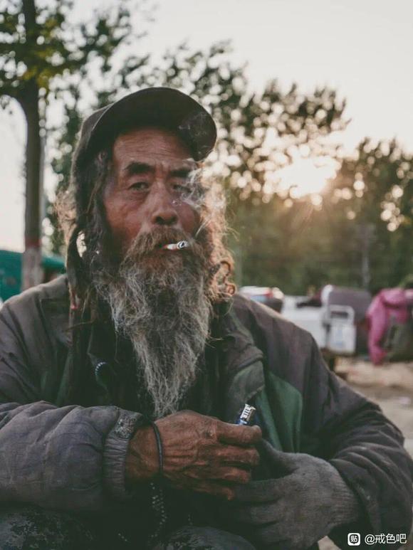 ”我重度抑郁，偶遇神秘流浪汉教我一个秘法，彻底拯救我