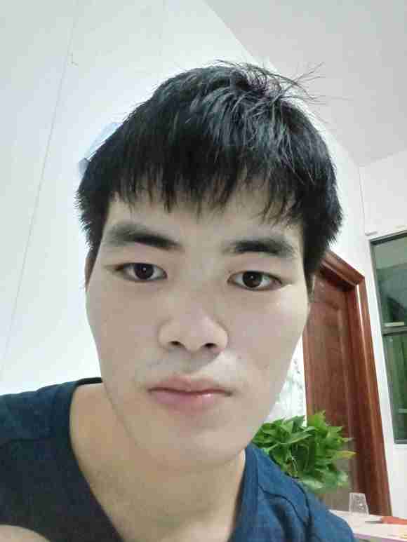 ”请大家猜猜我多少岁