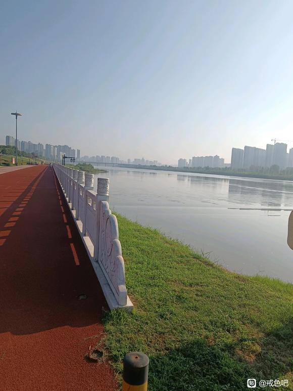”戒色道路千千万,总有一条合适自己,适合自己的就是最好的