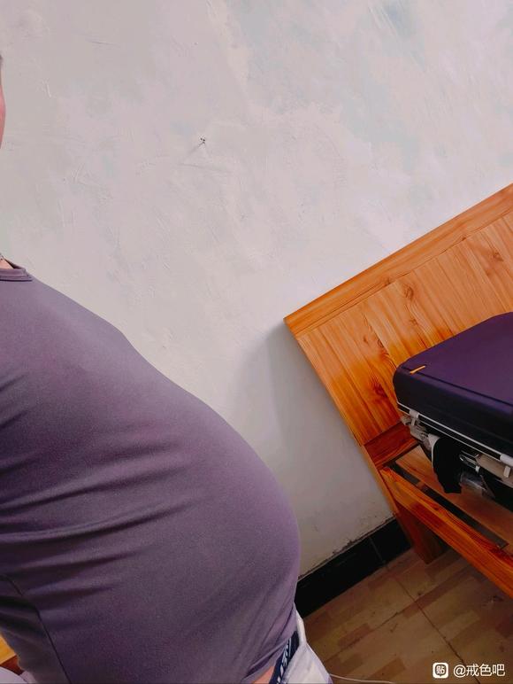 ”#微信看病卖药是假的#求各位戒友给点意见。