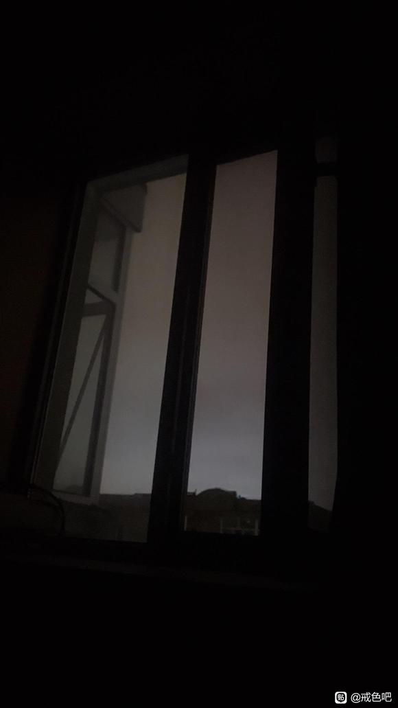 ”失眠了道友们求助请求师兄为我指点迷津