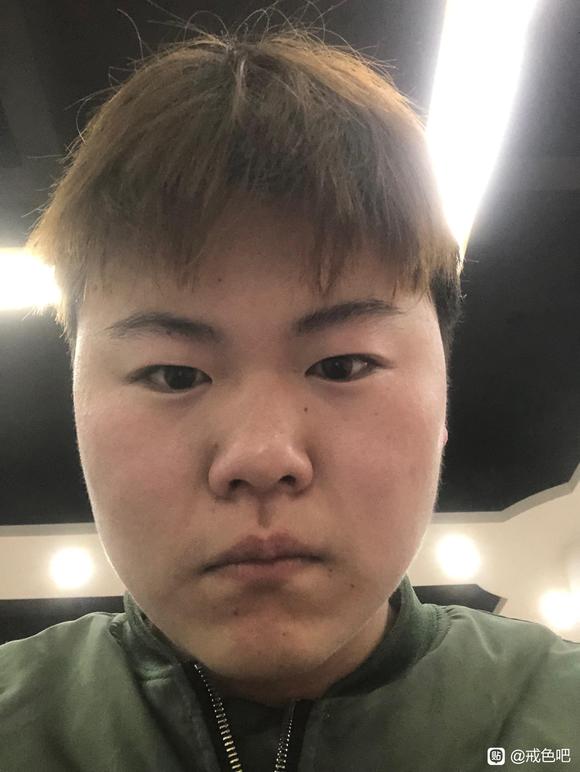 ”四个月恢复了社恐，自卑的恢复