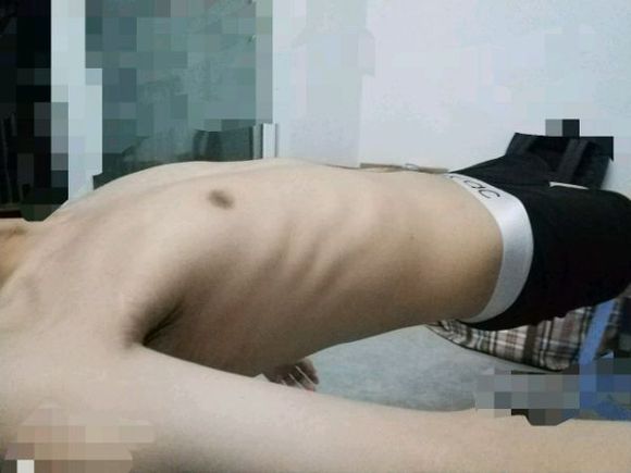 ”白发！白发！唉