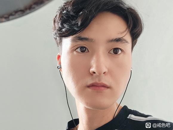 ”戒了七天的眼神