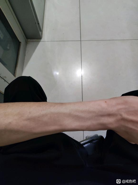 ”请大家不要压制欲望，戒手淫。