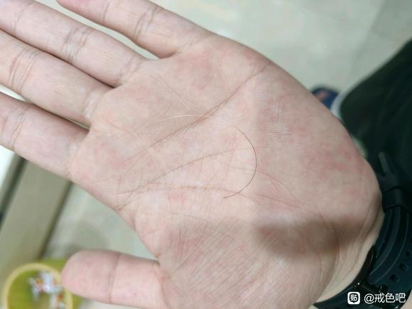 ”戒色可以恢复白发