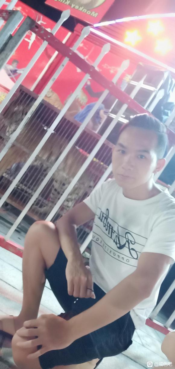 ”短短一年就秃顶了！咋办？