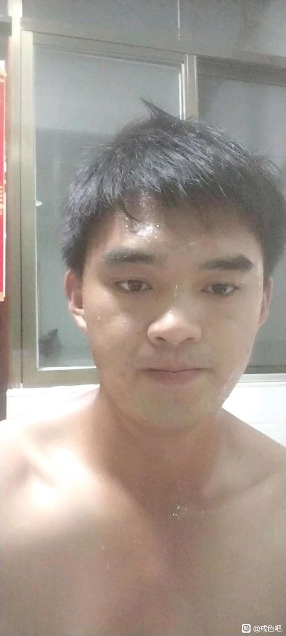 ”最近戒色减肥