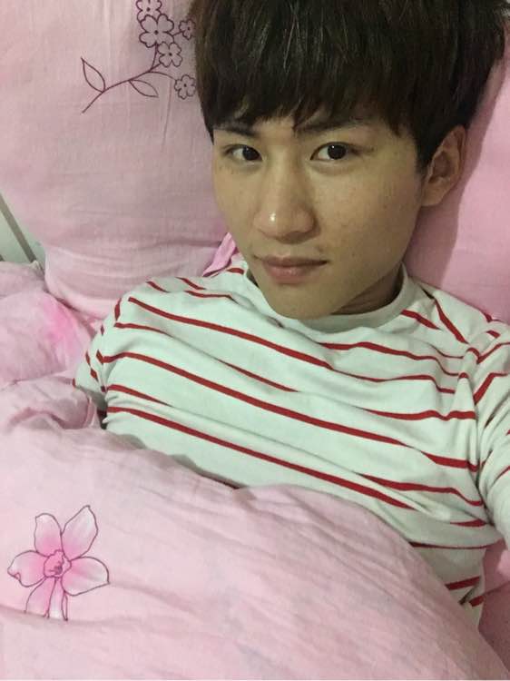 ”很小很小的的时候，十来岁不小心