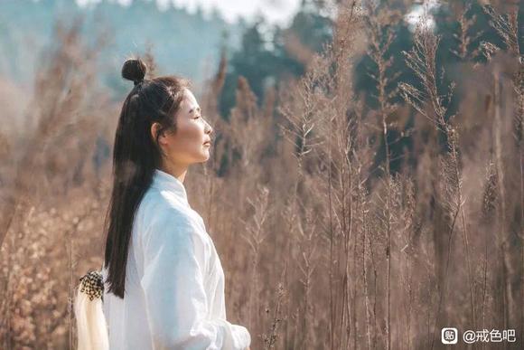 ”人活到极致，一定是素与淡！