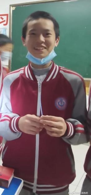 ”本人15，高一生。