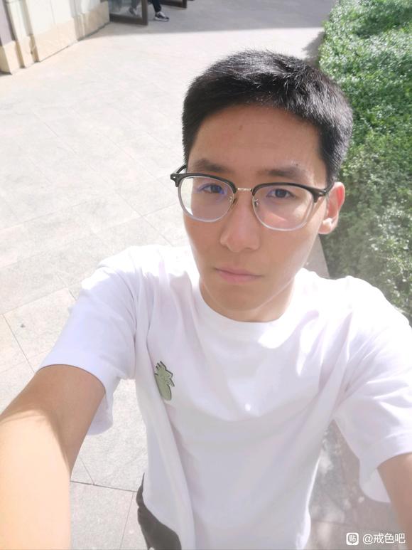 ”戒色，必须戒色！