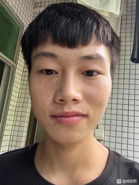 ”欢迎各位家人前来报名学习