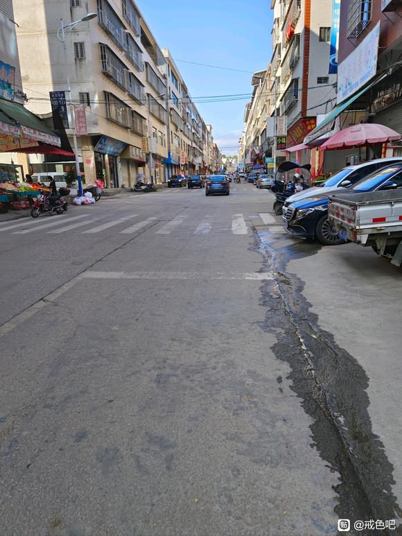 ”中秋国庆回老家过节，早上去爬山欣赏风景，顺便宣传！！