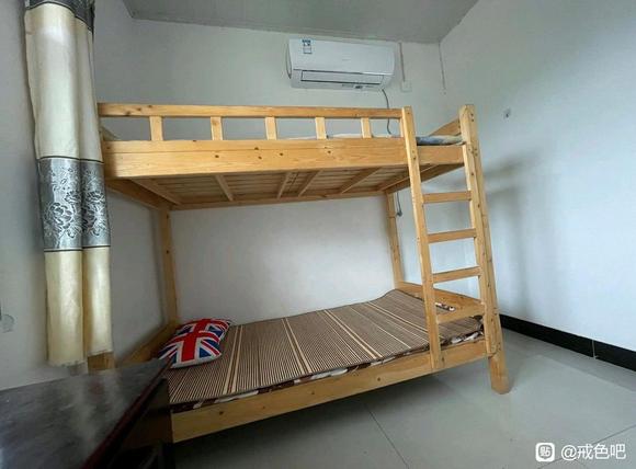 ”大山里的青旅,戒色挺好的