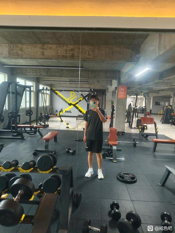 ”想戒色就必须全方面改变自己