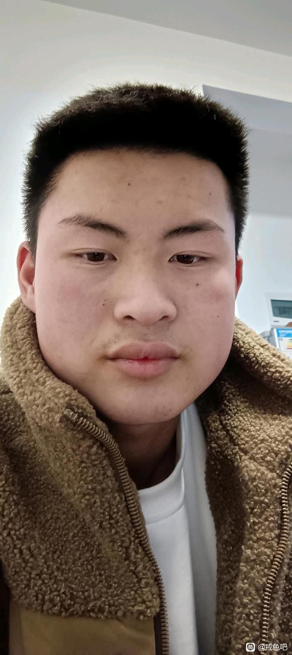 ”戒色10个月了，还是一个月3次遗精，正常吗？