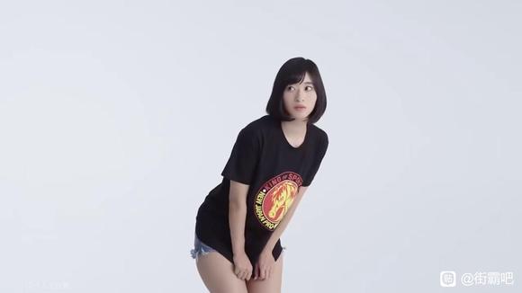 ”玩街霸是不是要戒色
