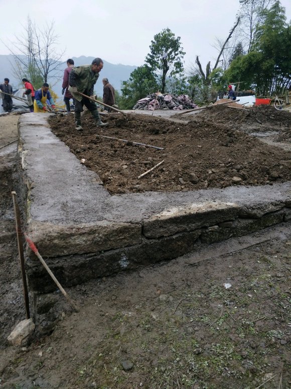 ”有苦只能在这里说了，怪自己不诚实。又破了！破得一塌糊涂，现在