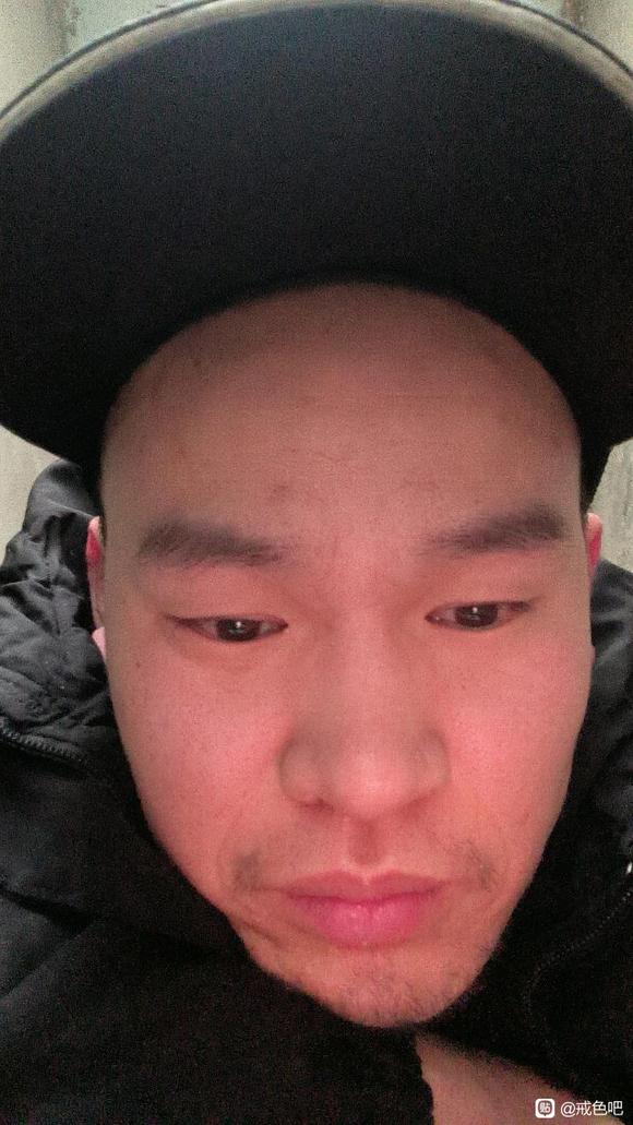 ”#微信看病卖药是假的#戒色真能改变容貌，我这才戒色十几天，气色就好多了