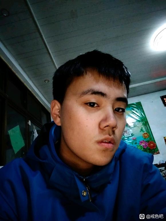 ”戒了一个月，帮忙看看气色