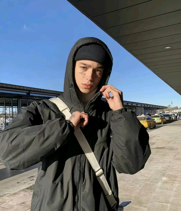 ”假如当时没有看同学的手机就好了