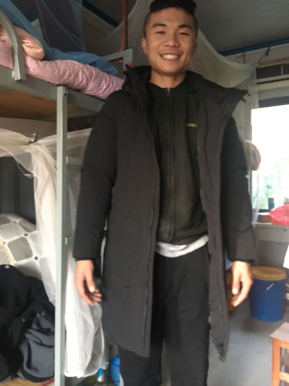 ”今天去医院检查的，照了彩超，前列腺稍增大有结石，没有检查前列